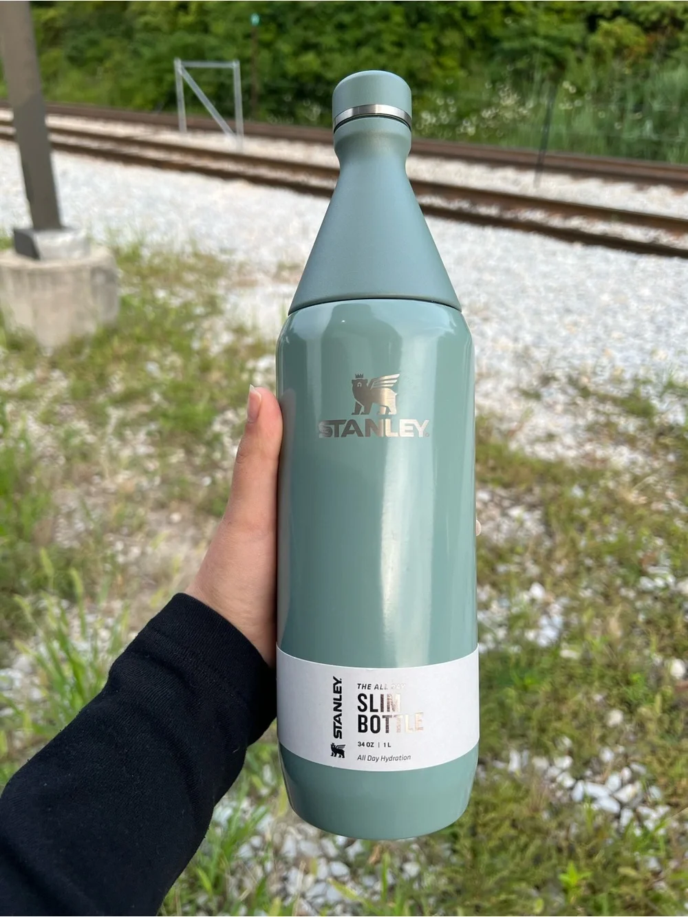 Stanley The All Day Slim Bottle in Sage Green 34oz